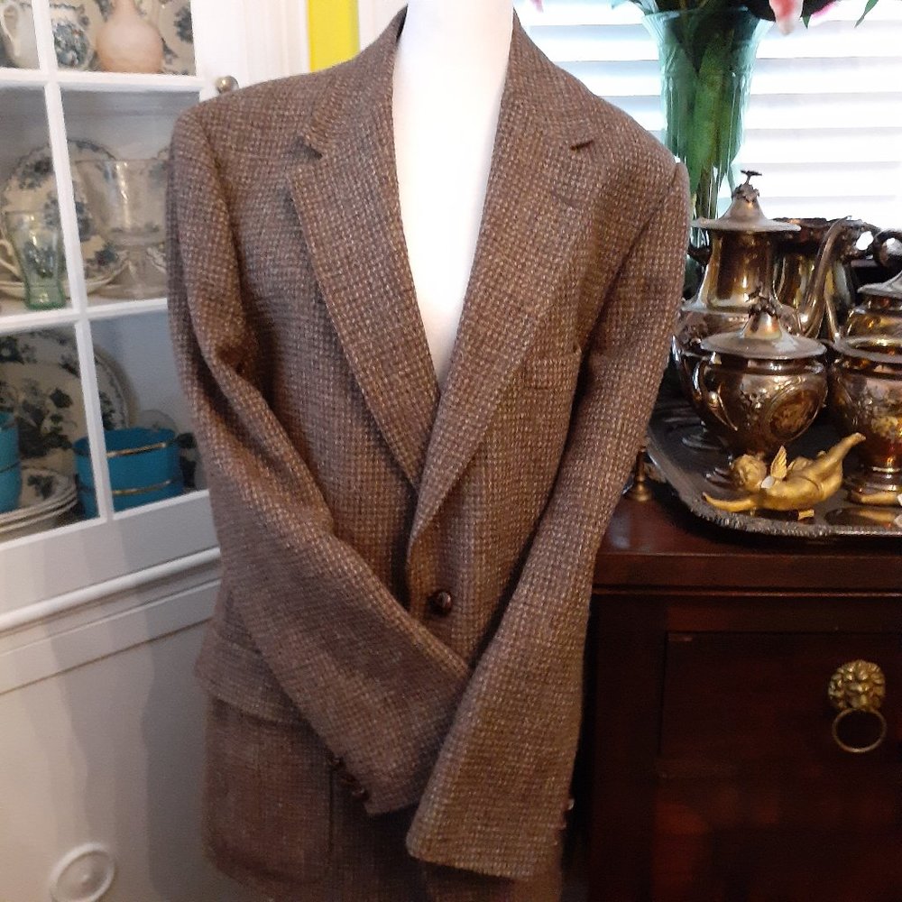 L VINTAGE RUE ROYALE DESGINED BY NINO CERRUTI PARIS TALORED IN THE USA 100% WOOL